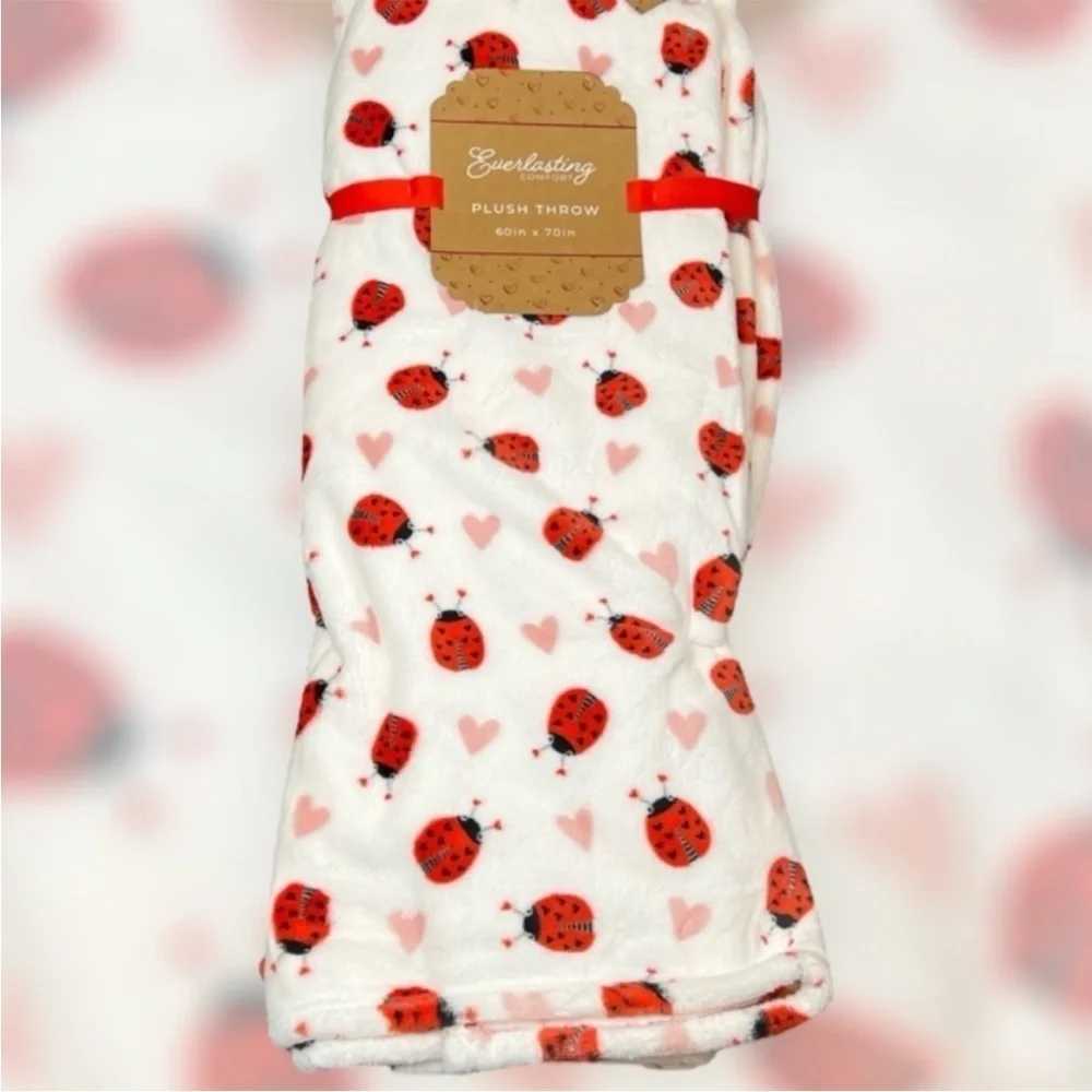 Colordrift - ‘Lucky Ladybugs’  🐞 dish towels (3). NWT.